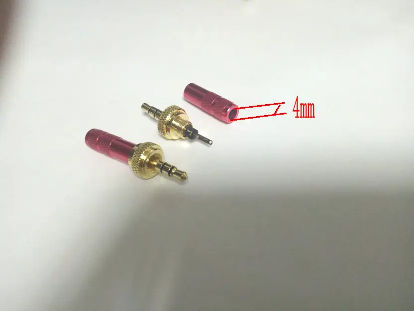 

20pcs lot red 3.5mm Screw Lock Stereo Jack Plug Gold Plated Soldering connectors New