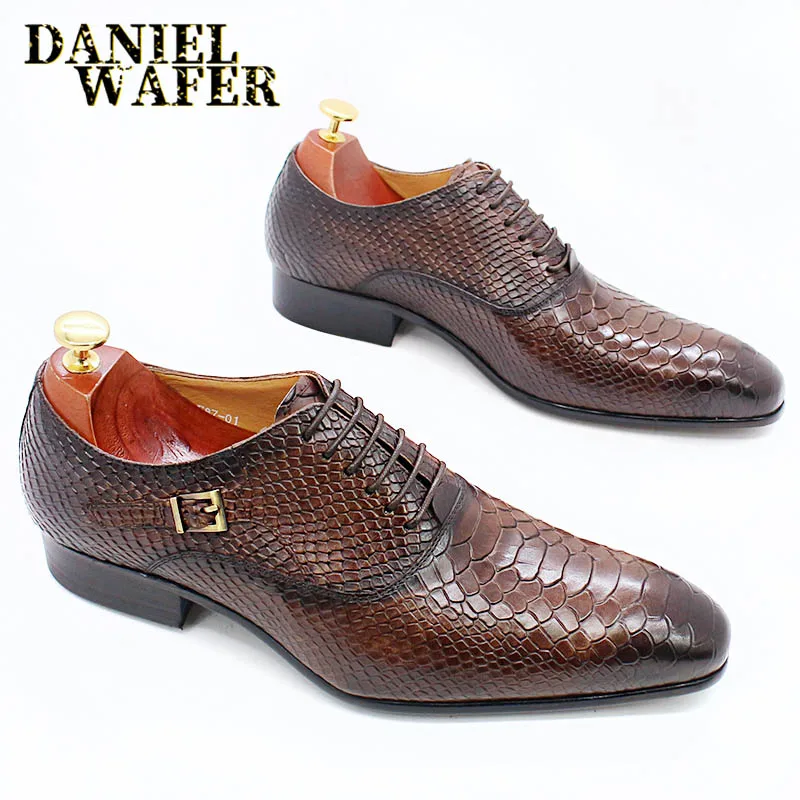 Modische Herren-Lederschuhe mit Schlangenhaut-Aufdruck, klassische Schnürung, Oxford, formell in Wein, Blau, Kaffee, Schwarz – spitze Zehenpartie – Detail 16