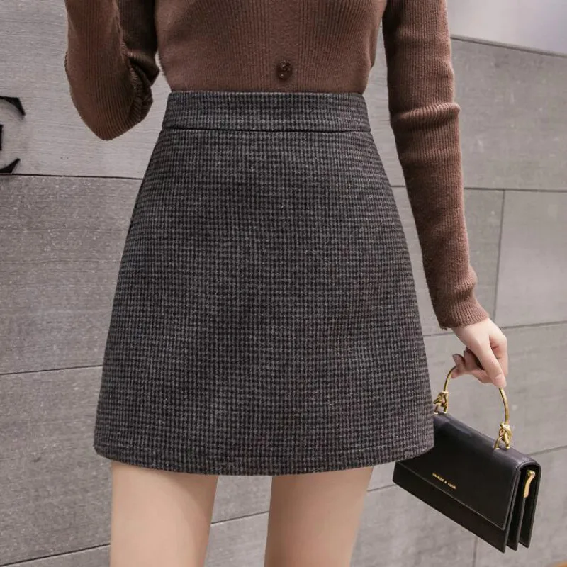 New Fashion Plaid A-Line Mini Skirt Women Autumn Winter High Waist Woolen Skirt Female Casual All-match Basic Short Skirt