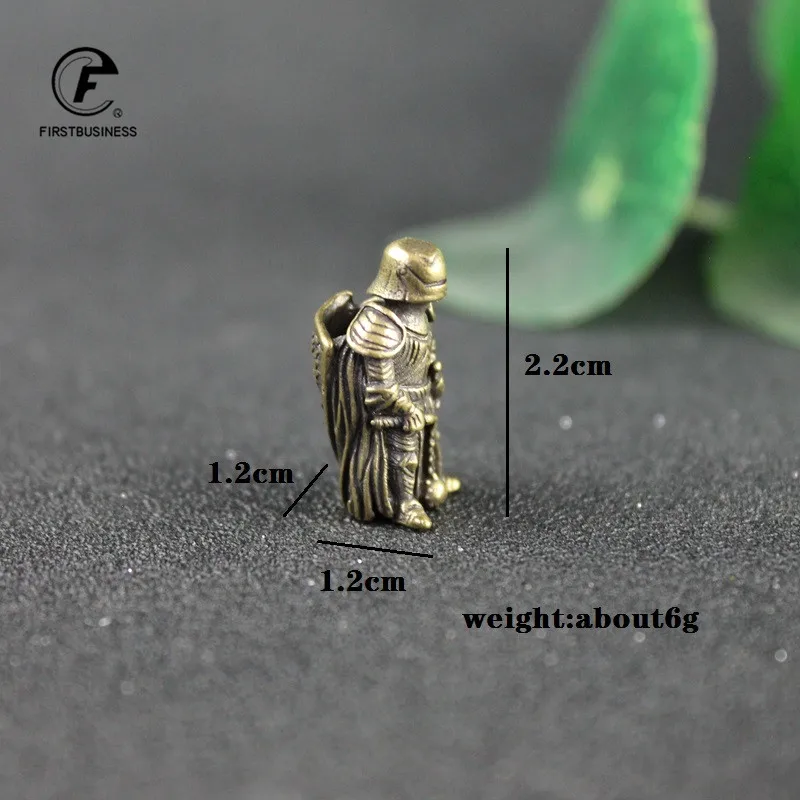 Copper Ancient Empire Warrior Knife Bead Keychain Pendants Vintage Brass Umbrella Rope DIY Hanging Accessories Paracord Jewelry