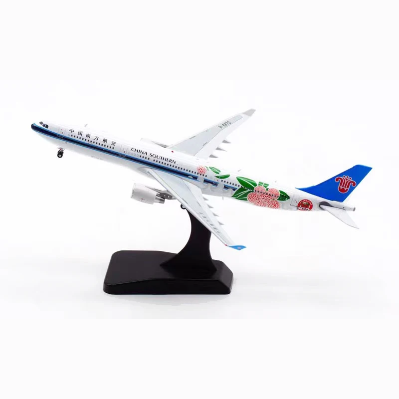 

Diecast 1/400 China Southern Airlines A330-300 Litchi Paint Edition Alloy Passenger Aircraft Model Desktop Decoration