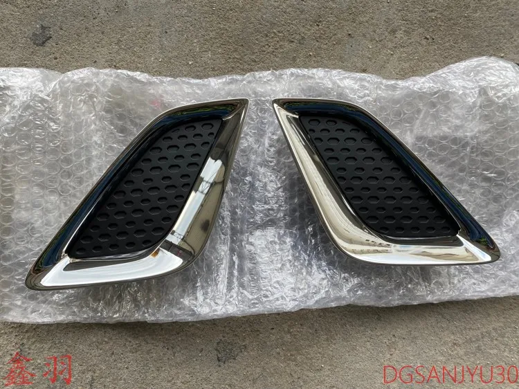 Outlander3 decorated bar under the front bumper before extending lips cover Original before 2019-2021