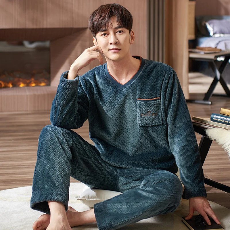 

Men Pajama Set V-Neck Pajamas Flannel Pullover Homewear Autumn Winter Keep Warm Coral Fleece Pijama Hombre Casual Sleepwear Suit