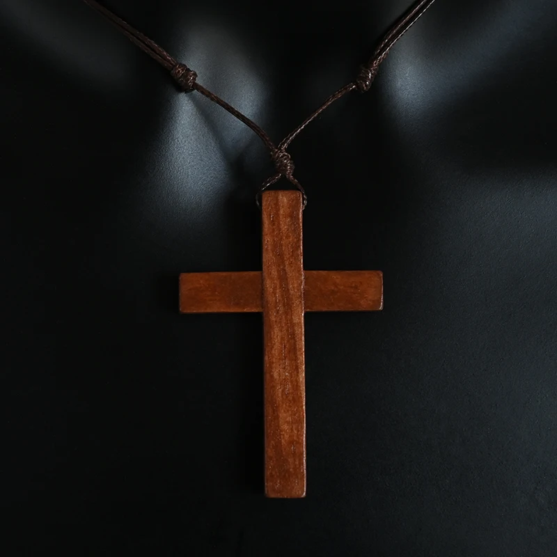 Various Styles Catholic Cross Necklace Jesus Christ Pendant Choker Retro Jewelry Style Natural Wood Necklace Wholesale Amulet