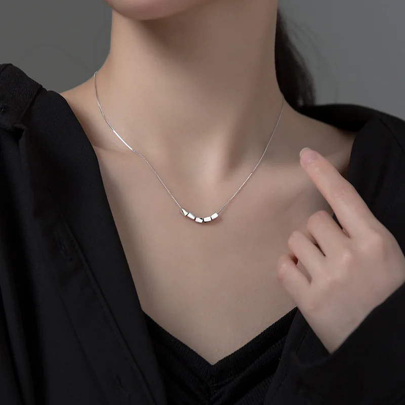 MloveAcc Sterling Silver 925 Necklace with Exquisite Simple Clavicle Chain Personality INS Transfer Beads Geometric Necklace