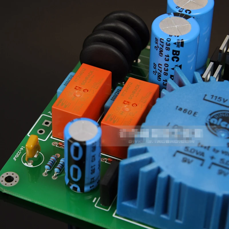 Изолированный источник питания мощностью 2 кВт, Hi-Fi аудио, сбалансированное соединение, немецкий блок, кольцевой изолированный крупный рогатый скот