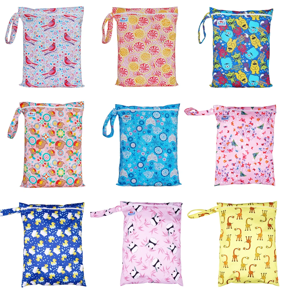 

Lots of Print Diaper Bags Waterproof WetBag 5pcs/Group Menstrual Pads Reusable Travel Bags Multi Function Zipper Bags 30x40CM