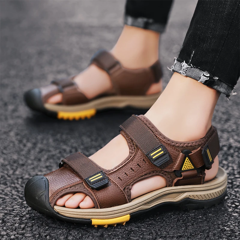 Hot Sale Summer Beach Men\'s Sandals Handmade Genuine Leather Sandals Outdoor Non-slip Wading Shoes Comfortable Men Casual Shoes