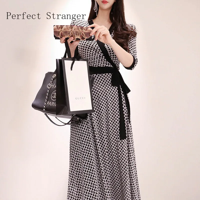 2021 Spring Summer New Arrival Hot Sale V Collar Three-quarter Sleeve Plaid Women Jag Long Dress