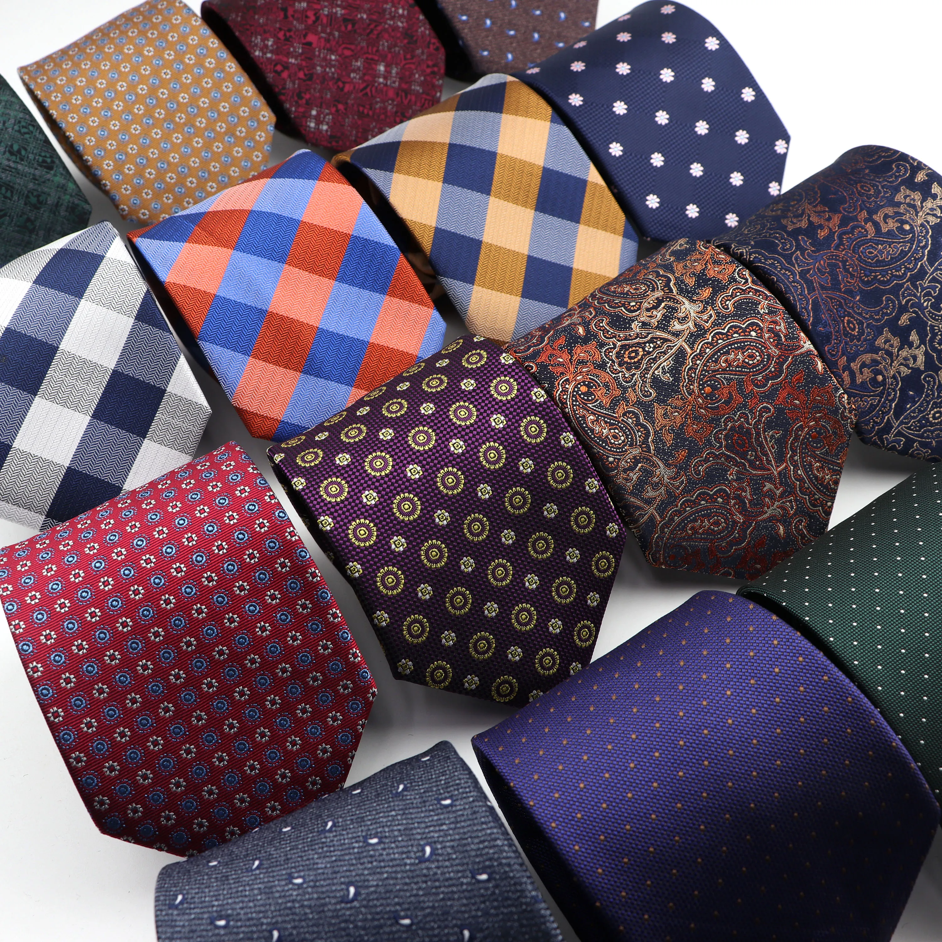 Why the 8cm Mens Fashion Tie is the Perfect Pattern Tie for Every Occasion