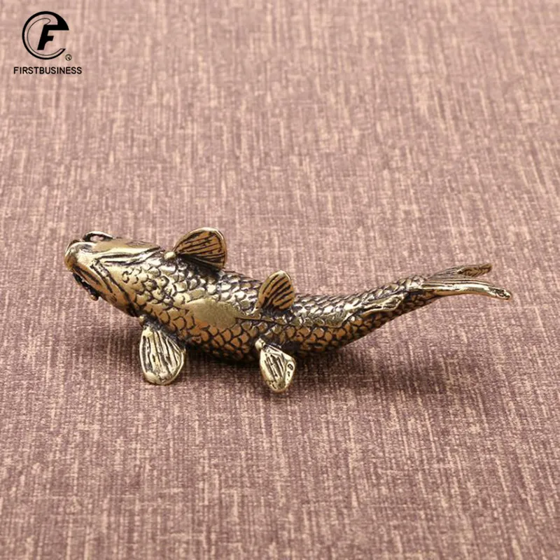 Solid Brass Fish Figurines Miniatures Antique Feng Shui Desktop Ornament Craft Simulation Carp Tea Pet Home Decoration Accessory