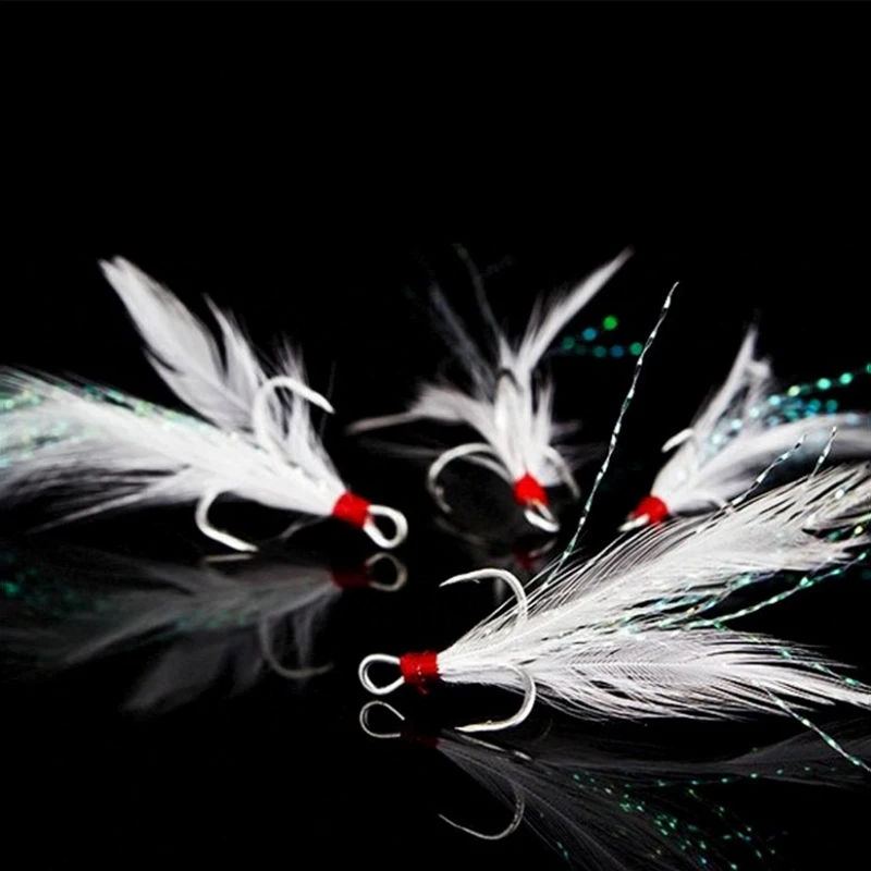 DYGYGYFZ 5pcs/set New Fishing Triple Hook Circle with Feather Treble Strong Fish Hooks Trough Hook Fishhook with Sequins