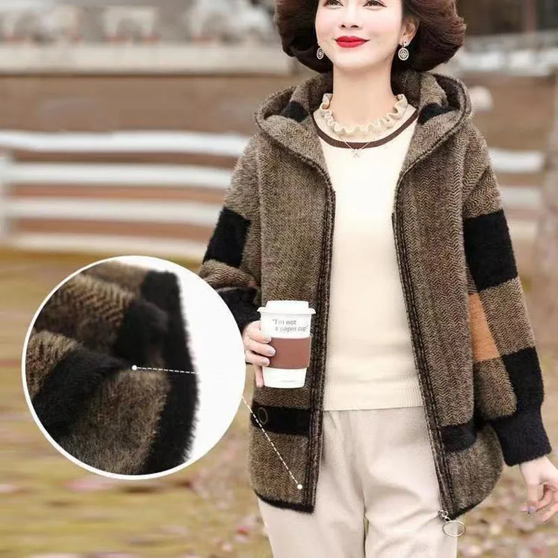 New 2024 Imitate Mink Fleece Women Coat Middle-Aged Mother Short Winter Keep Warm Clothes Thick Hooded Loose  Ladies Jacket Top