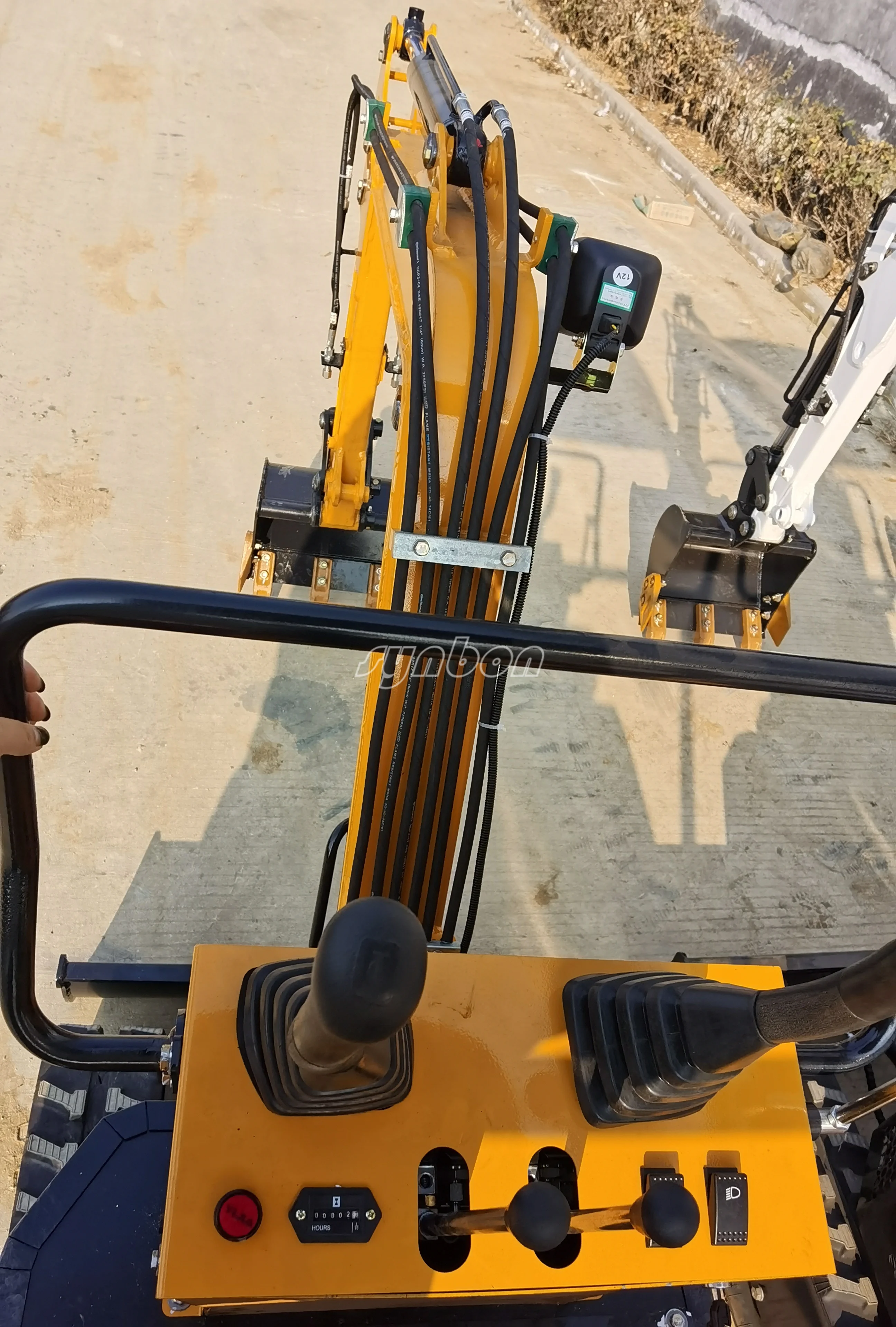 SYNBON ขนาดเล็กขุดสวน Farmland 2021ออกแบบใหม่ Mini Excavator
