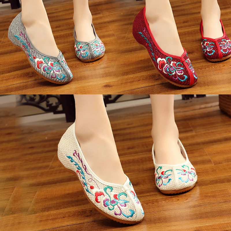 Beijing Cloth Shoes Women Embroidered Soft Soles Square Dance Ethnic Wind Foot Cover Mother Dancing Shoes Comfortable And Light