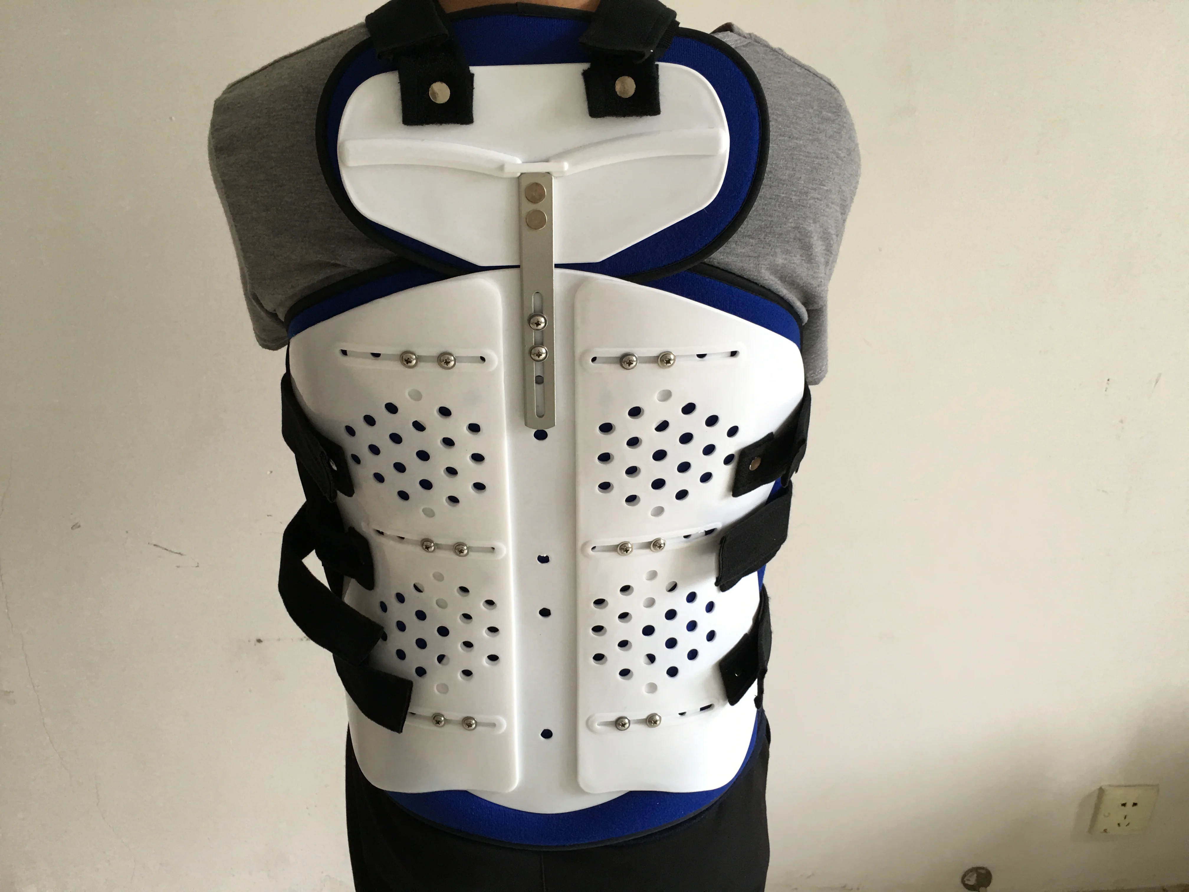 

Head neck thoracic orthopedic fixed brace