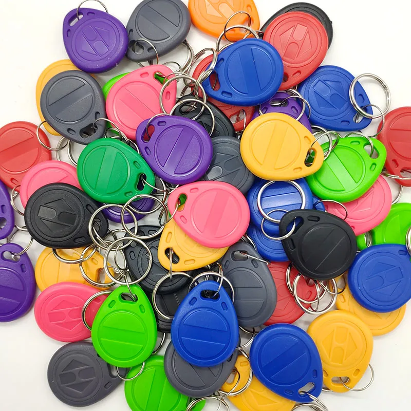 50pcs 125KHz T5577 EM4305 Keyfobs Rewritable Duplicate RFID Tag 5200 Proximity Copy Access Card ID Token Ring Cloner Keychain