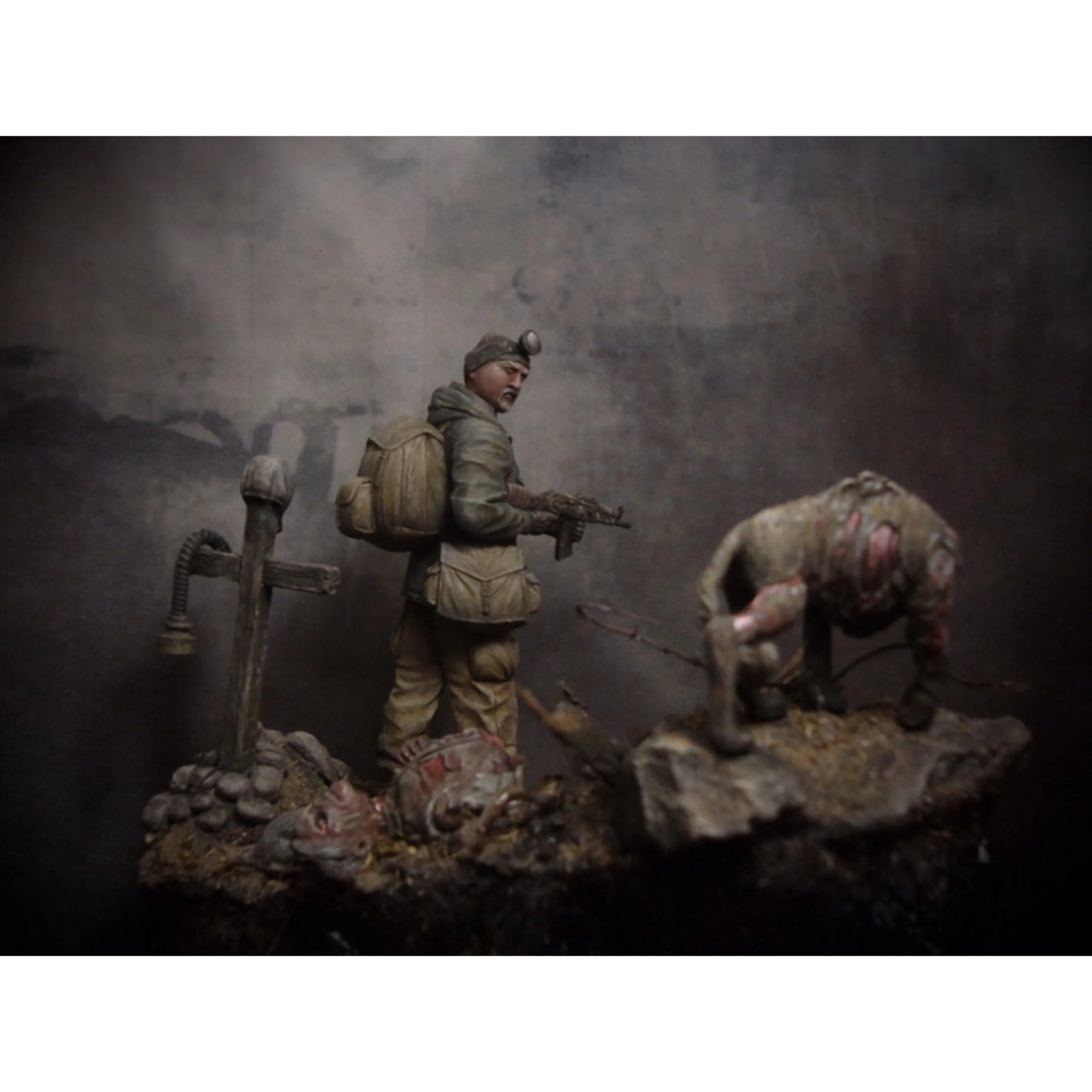 Resin Model Figure GK，Including Dogs Crosses Dead Bodies Soldiers Hillside ,  Unassembled and unpainted kit