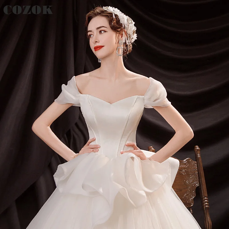 Short Puffy Sleeve Wedding Dresses for Women Ball Gown Tulle Elegant Simple Bridal Gowns CO10