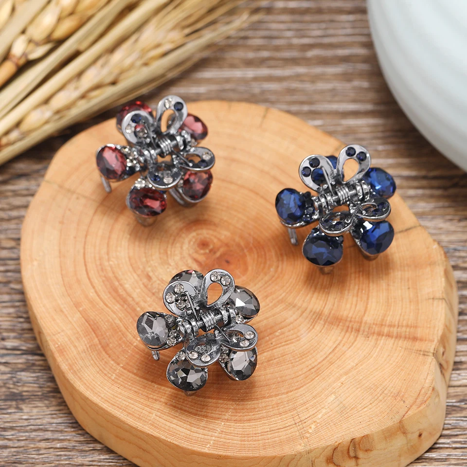 Morkopela Flower Crystal Hair Claw Fashion Rhinestone Small Hair Clip Accessories Women Banquet Party Hair Jewelry Gift