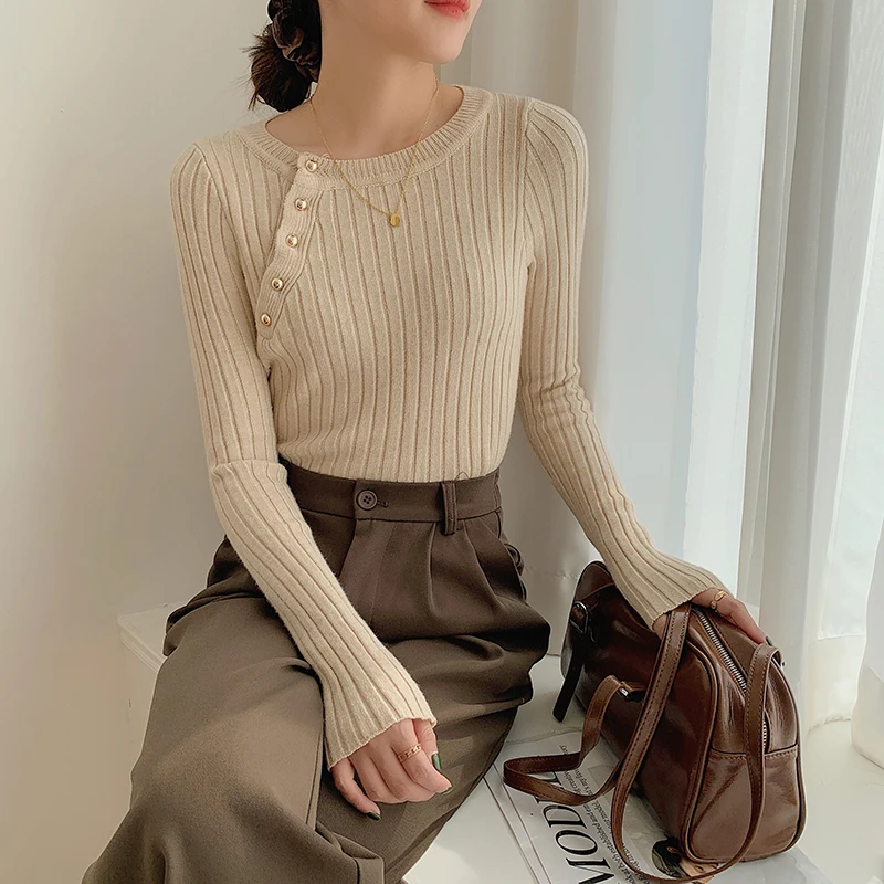 Apricot Ribbed Slimming Sweaters Women 2022 New Elegant French Chic Neckline Pullover with Golden Buttons Long Sleeve Pull Femme