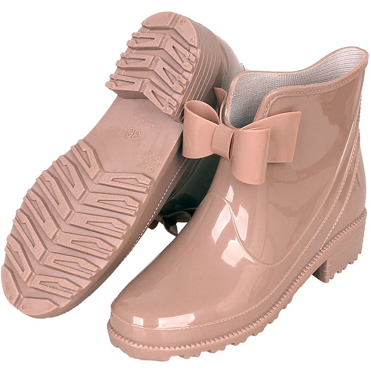 Nuovi stivali di gomma per le donne stivali da pioggia alla caviglia in PVC impermeabile alla moda Jelly stivali da donna fascia elastica scarpe da