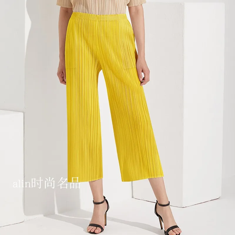 

Miyake pleated casual loose pants 2021 summer straight-leg pants calf-length pants new thin solid basic folda large pants