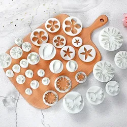 Christmas Tree Chreey Flower Fondant Cake Molds Cookies Paste Mold Sugarcraft Plunger Cutter Cupcake Cake Decorating Tools Set