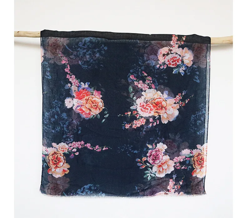 

2021 New Blossom Flower Print Fringe Scarf Shawls Long Soft Beach Scarves Hijab Wrap