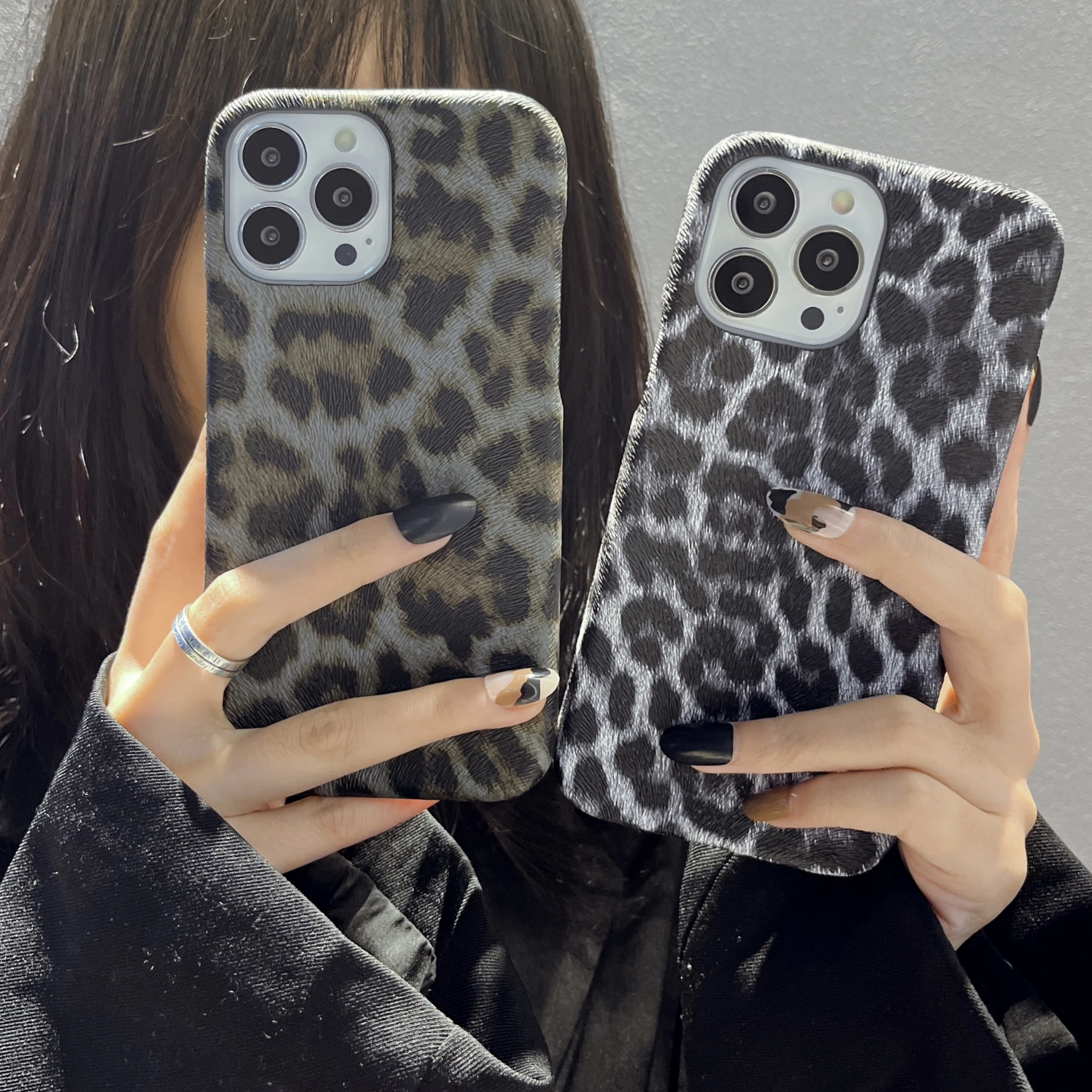 Fashion Leopard Pattern Case For iPhone 15 14 12 11 Pro Max XS XR X 13 Mini 7 8 Plus SE2020 Matte Texture Shockproof Back Cover