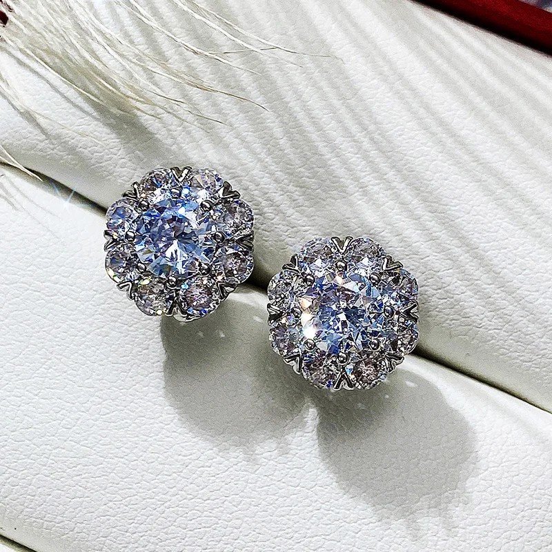 Huitan Fancy Flower Shaped Stud Earrings with Full Crystal Cubic Zirconia Shiny Women\'s Earrings New Fashion Jewelry Wholesale