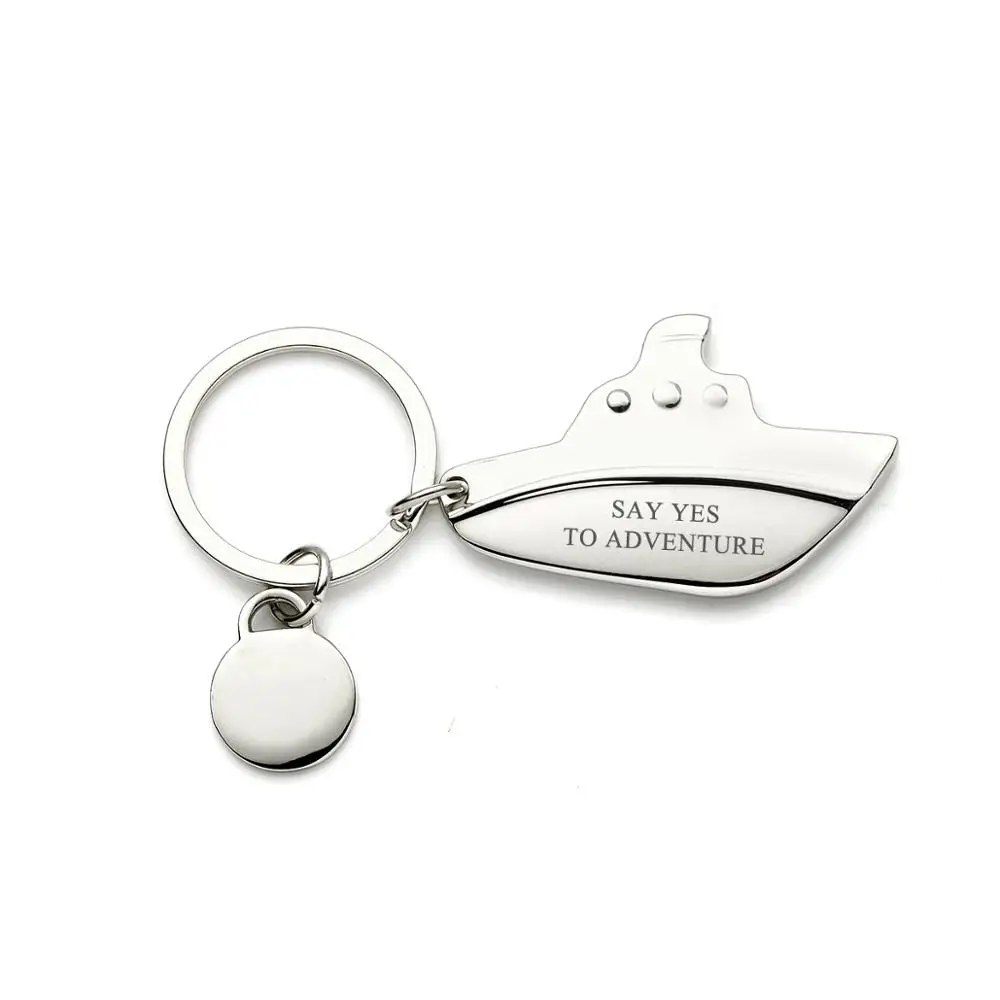 

Personalized Cruise Ship Keychain Metal Honeymoon Keyring Gift For Wedding Guests Custom Bachelor Party Bridal Shower Favor