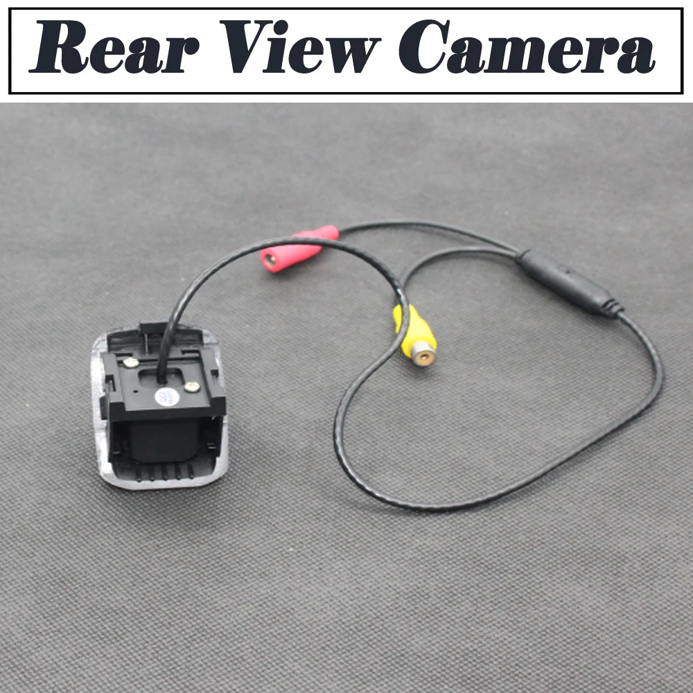 Car Rear view camera for Toyota Hilux AN120 AN130 2010 2011 2012 2013 2014 2015 2016 2017 2018 OEM Origina Hole Reversing camera