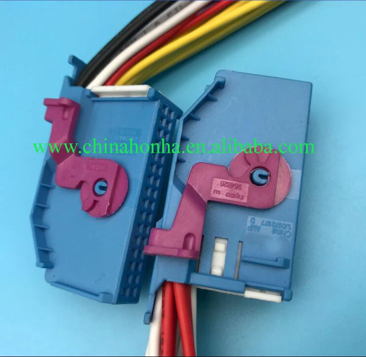 32 pin Wire Harness Plug Adapter Socket Connector Blue  1J0972977 1J0972977D