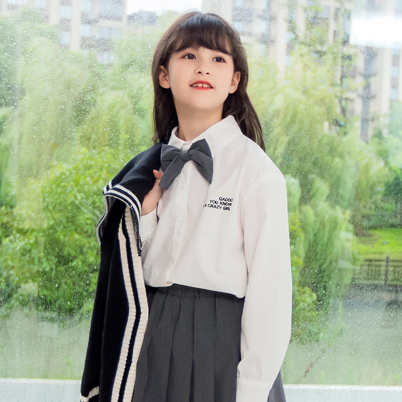 Cardigan d'été à manches longues pour filles japonaises, mignon uniforme scolaire Jk blanc, chemise à boutons, jupe plissée grise, costume décontracté pour filles