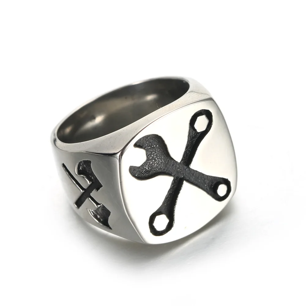 European and American fashion men's ring Punk stainless steel motorcycle wrench ring