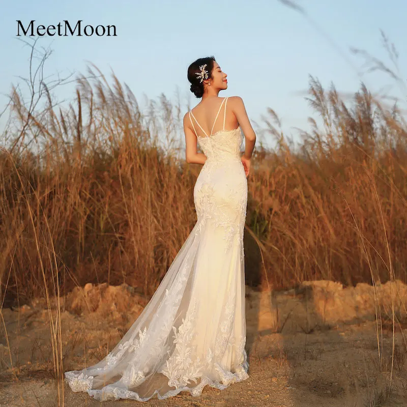 MeetMoon-vestido de novia elegante hecho a mano, con tirantes finos, cuello en V, sirena, Apliques de encaje