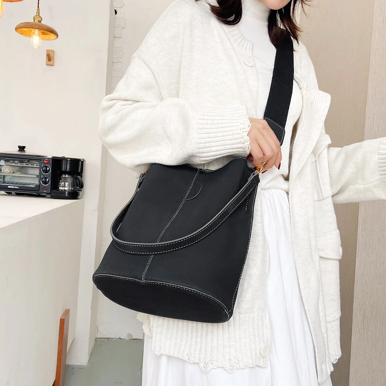 Vintage Nubuck Leather Shoulder Bags For Women Handbag Brand Designer Daily High Capacity Bucket Bag Casaul Crossbody Bags