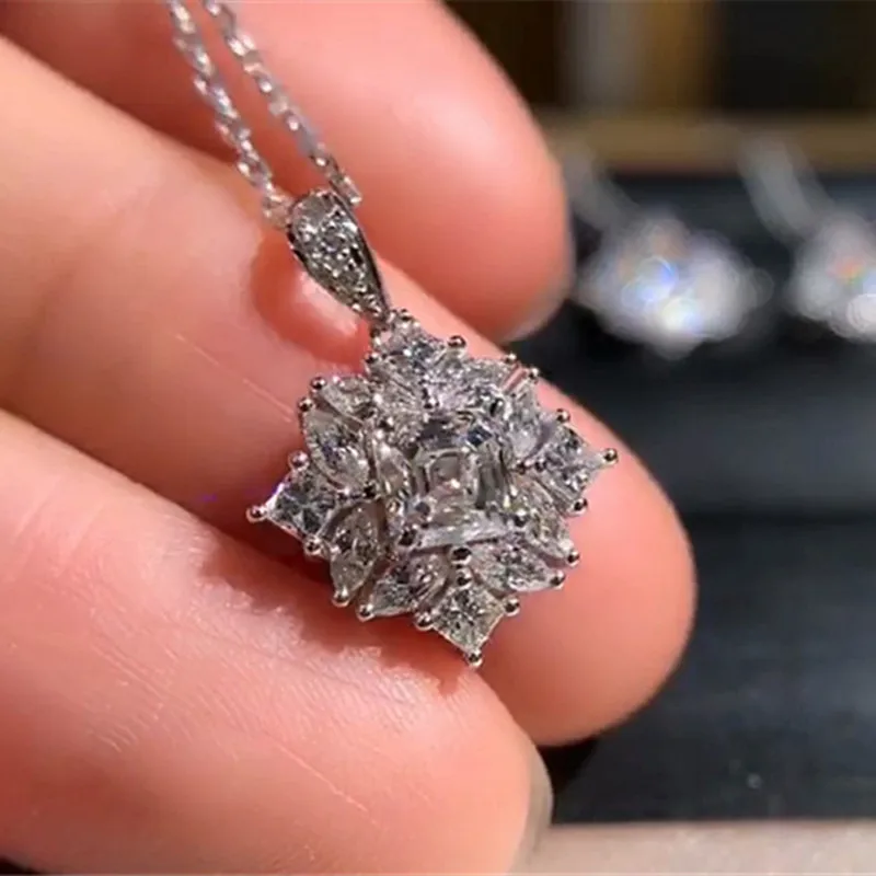 CC Necklaces Pendants For Women Creative Cubic Zirconia Alien Pendant Bridal Wedding Fine Jewelry No Chain CCN282