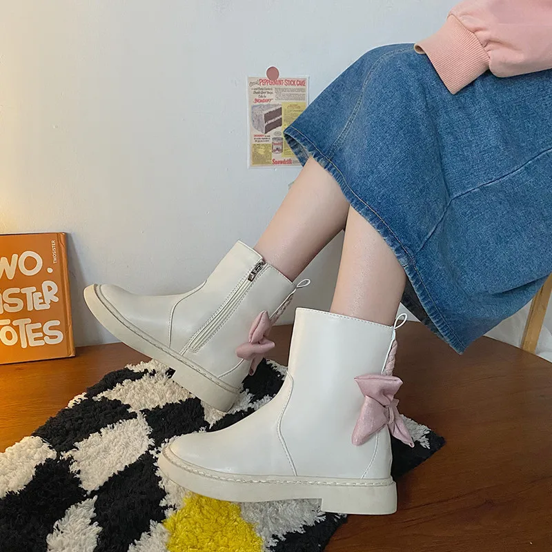 Mode Plus Samt Kurze Röhre Martin Stiefel Frauen Winter Neue Stil Britischen Bogen Starke Ferse Runde-Toe Stiefel