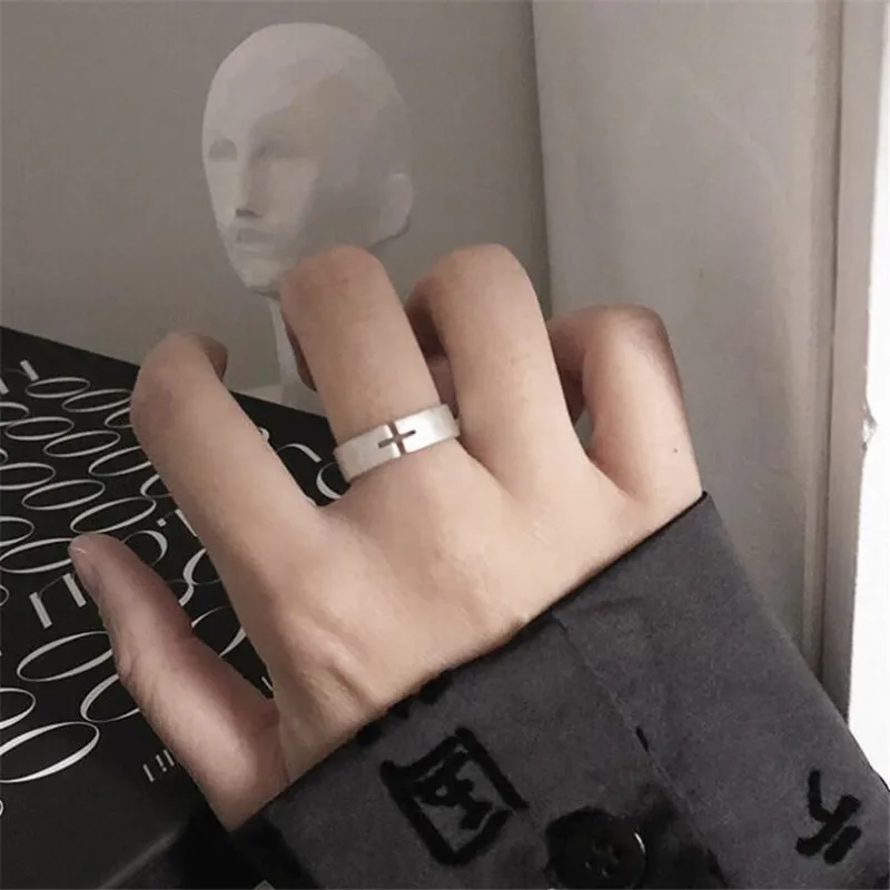 جديد بسيط ومبتكر هندسية أنثى 925 فضة مجوهرات مزاجه نحى الجوف الصليب افتتاح خواتم TYB513