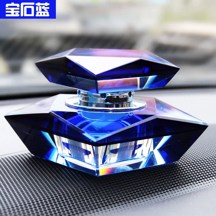 Car central console, decorative car, indoor crystal decoration car, perfume box, perfume seat ornaments on the car.