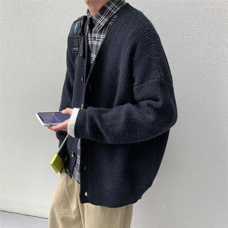 Sweater Cardigan Men 2021 Autumn Casual Wild V-neck Sweater Coats Loose Streetwear Single-breasted Tops Chaqueta De Los Hombres