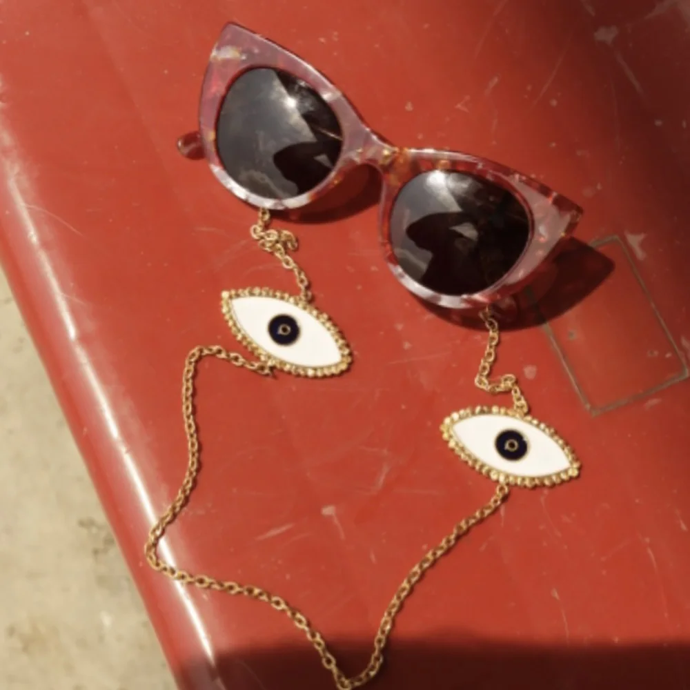 E.B.belle Exaggerated Vintage Personal Enamel Eye Sunglasses Chain Novelty Patchwork Large Evil Eye Gold Chains For Mask