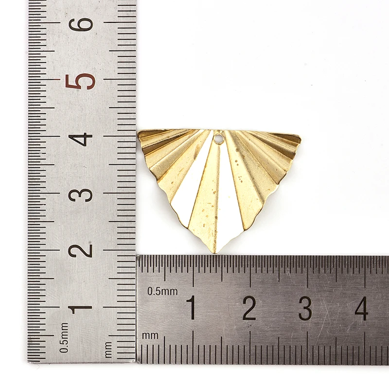 20 pcs29*22mm brass pendant pendants can be used for jewelry making fold triangle geometric unique wave wrinkle pendant