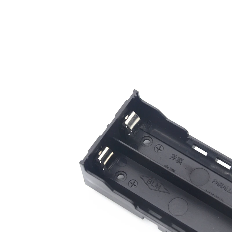 กล่องเก็บแบตเตอรี่พลาสติก 2 x 18650  2 ช่อง สำหรับแบตเตอรี่แบบชาร์จได้ 3.7V พร้อมขาเสียบ สีดำ