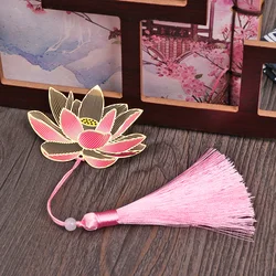 1Pc segnalibro dipinto vuoto in metallo in stile cinese segnalibro foglia di loto loto cancelleria creativa regali di festa raffinati accessori d'arte