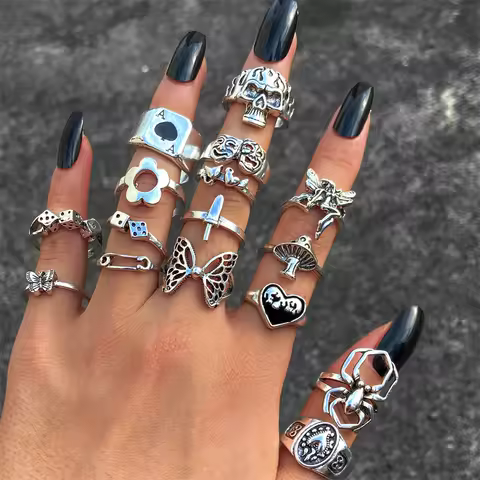 Punk Gothic Black Heart Ring Set for Women Dice Vintage Spades Ace Silver Color Plated Retro Rhinestone Billiards Finger Jewelry