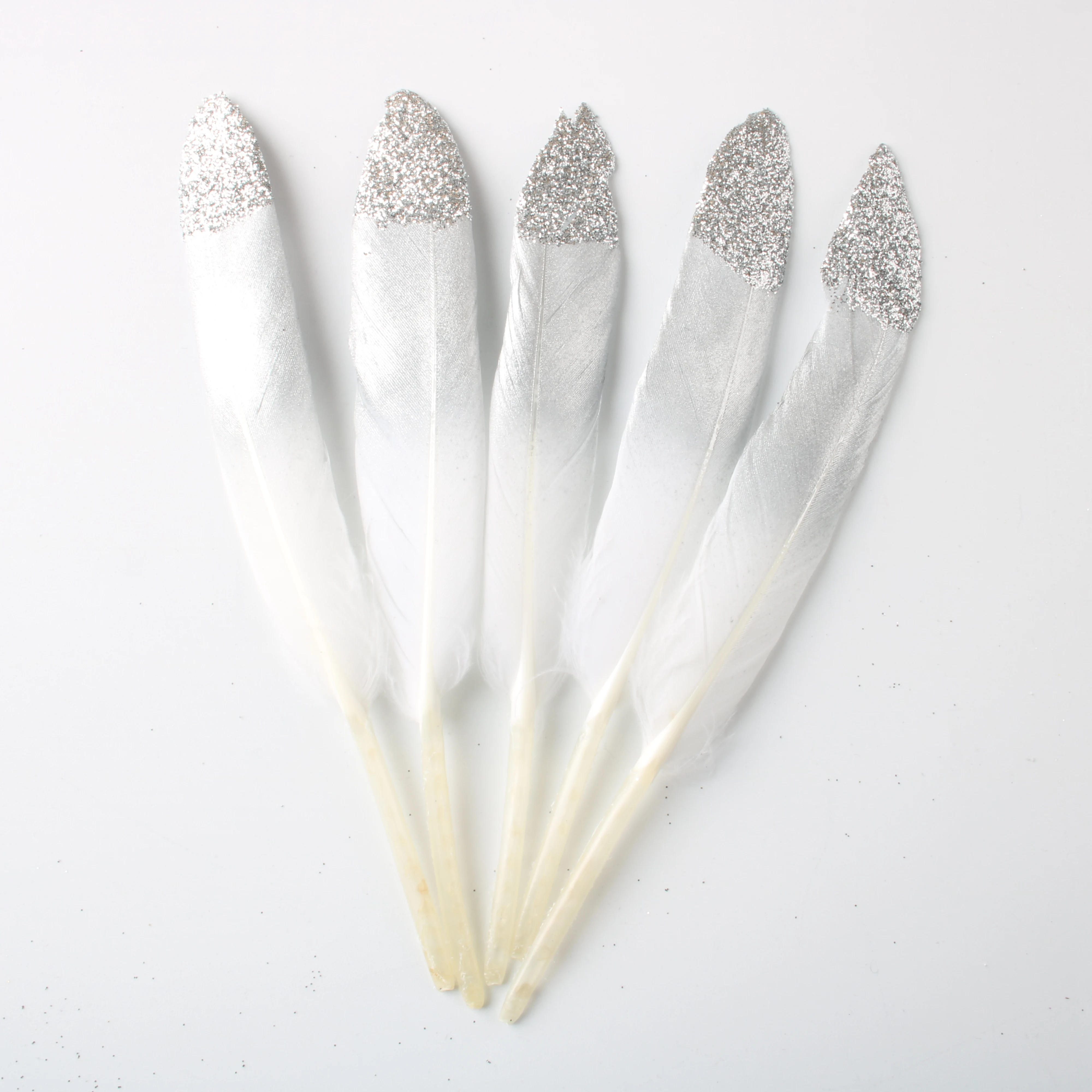 20Pcs/Lot Gold Dipped Duck Feather Goose Feathers 10-15CM Natural Pheasant Feathers for Crafts Jewelry Making Plumas Carnival