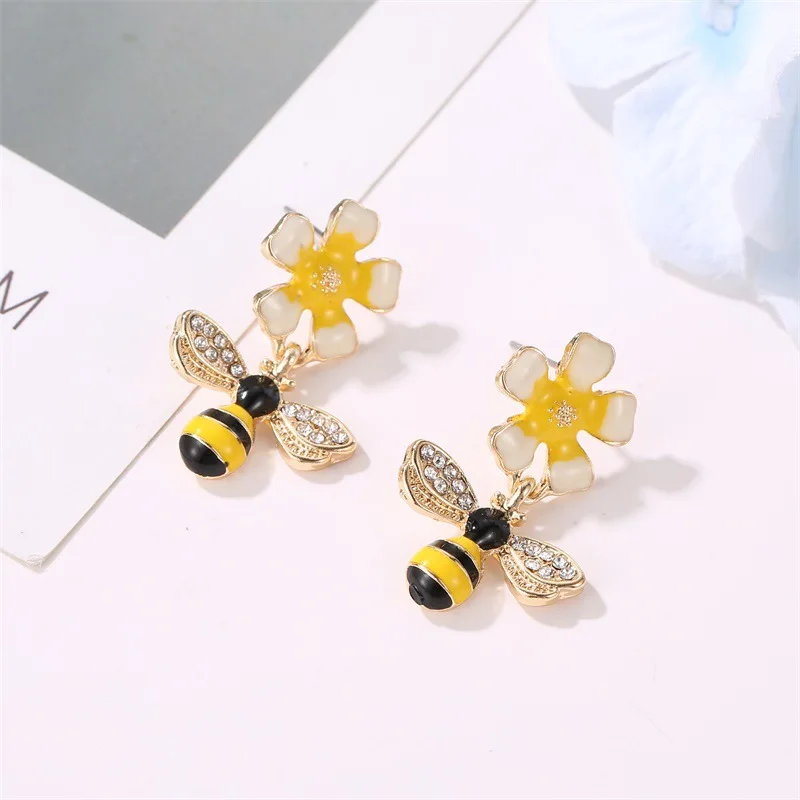 Woozu Lovely Bee Sun Flower Zircon Crystal Dropping Earrings For Women Girl Korean Style Earrings Jewelry Gifts